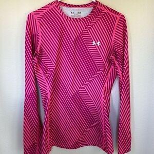 Pink Base layer Under Armour‎ Fitted Long Sleeve Coldgear coupe shirt medium